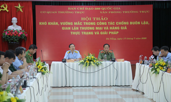 Khó xử lý hàng giả, hàng lậu trên không gian mạng