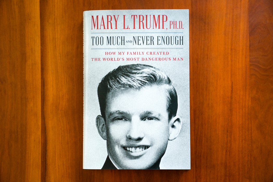 "Quá nhiều và luôn luôn ít" - cháu của Tổng thống Mỹ Trump cho xuất bản cuốn sách về người chú của mình