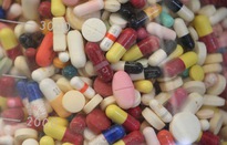 Tổng thống Mỹ ký 4 sắc lệnh hành pháp nhằm hạ giá thuốc
