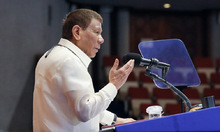 Duterte: Philippines không thể đối đầu Trung Quốc trên Biển Đông