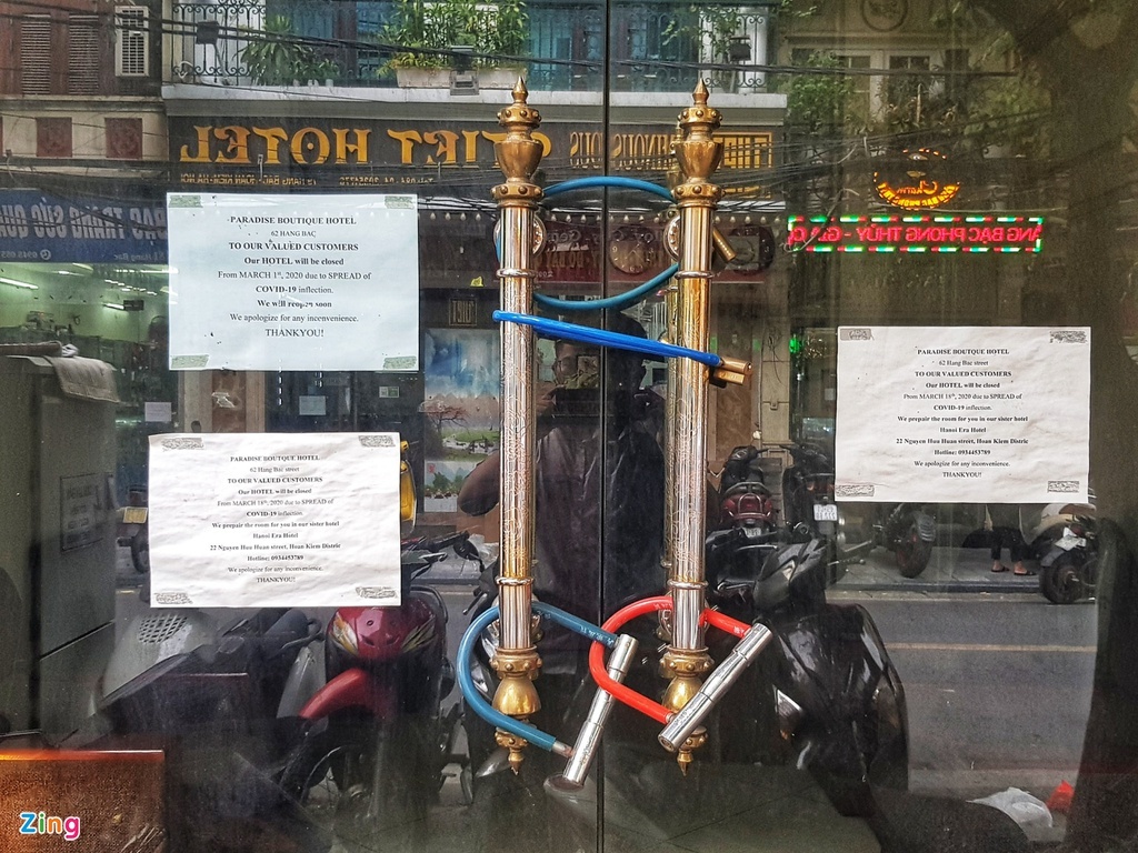 Tình hình kinh doanh khách sạn tại khu phố cổ Hà Nội ế ẩm, thua lỗ do vắng bóng du khách quốc tế.