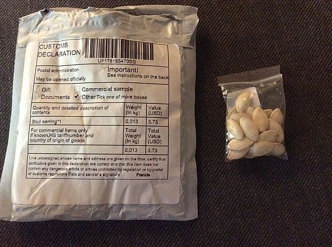 Nhiều người Nhật Bản nhận được các gói hạt giống bí ẩn từ Trung Quốc