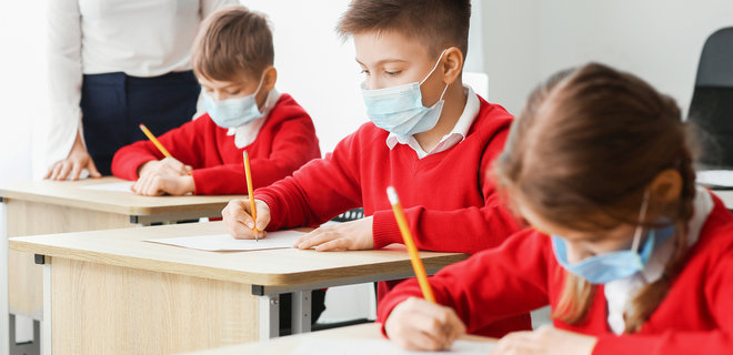Bộ y tế Ukraine: Trước khai giảng năm học mới không cần thiết phải thử test Covid-19 đối với tất cả các giáo viên