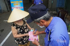 Từ 12/8 người dân ở Đà Nẵng nhận thẻ đi chợ 3 ngày một lần