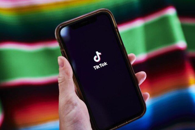 TikTok tiếp tục “bán mình” tại Ấn Độ