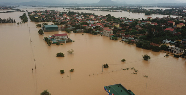 Danh sách ủng hộ đồng bào miền Trung vượt qua bão lụt