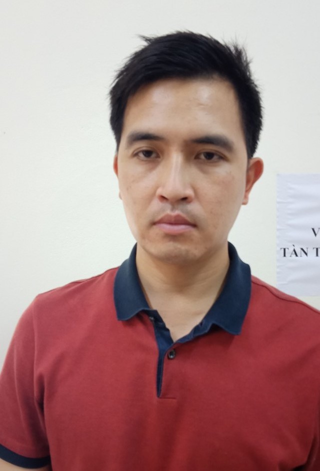 Ông Nguyễn Đức Chung bị khởi tố trong vụ mua chế phẩm Redoxy 3C