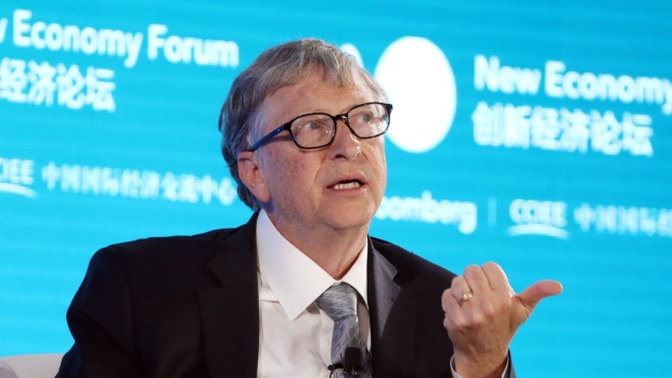 Bill Gates chỉ ra những sai lầm của Mỹ và châu Âu : Đấu tranh không đúng với đại dịch Covid-19
