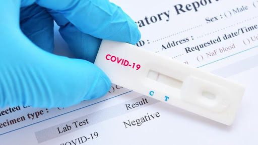 Sau khi tiêm Vacxin 3 ngày, một người Việt có biểu hiện nhiễm Covid-19