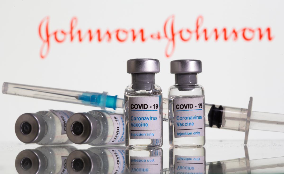 Johnson & Johnson bổ sung vào danh sách những tác dụng phụ vacxin của mình