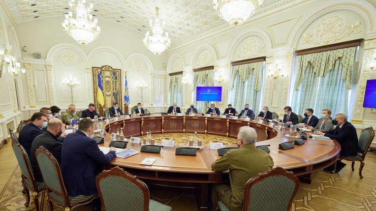 Tổng thống Zelensky tiến hành cuộc họp Hội đồng An ninh và Quốc phòng