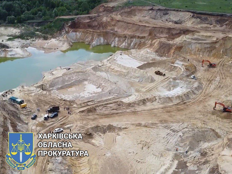Kharkov: Do khai thác cát bất hợp pháp, tiêu hủy toàn bộ đất đai của Trường Đại học Nông nghiệp, gây thiệt hại 1 tỷ gr