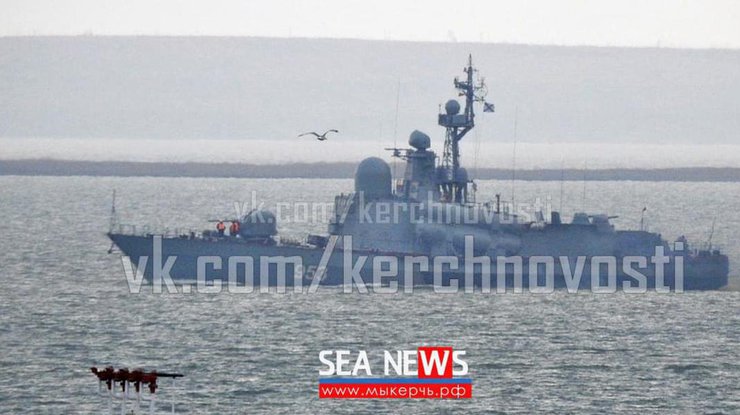 Nga đưa thêm 10 tàu chiến tới Biển Azov