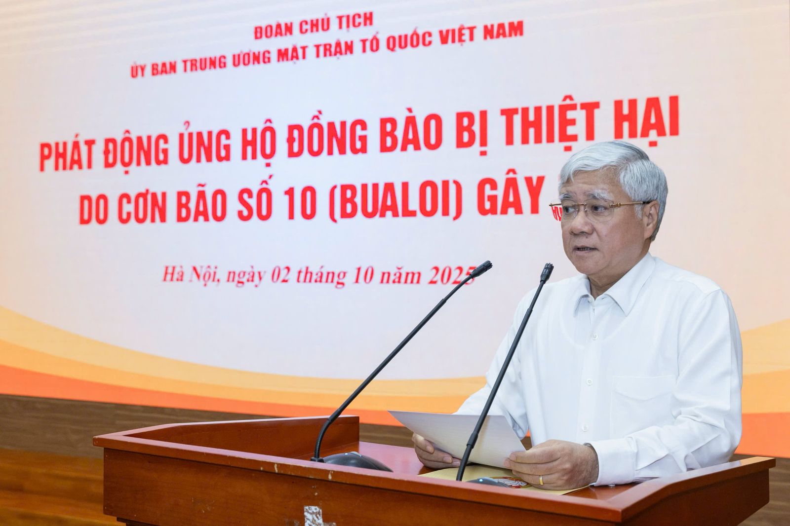 Lời kêu gọi ủng hộ đồng bào trong nước khắc phục hậu quả cơn bão số 10