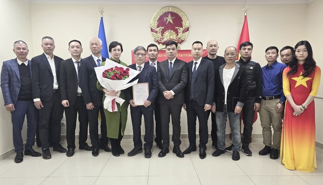 Lễ trao Quyết định bổ nhiệm Lãnh sự danh dự Việt Nam tại Odesa, Ucraina